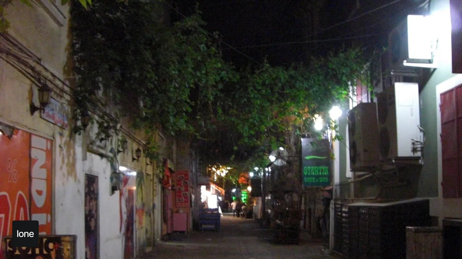 Alsancak ve Karşıyaka’da Kafe, Restoran ve Etkinlik Keşfi için gerçek fotoğraf kaynaklı öne çıkan görsel