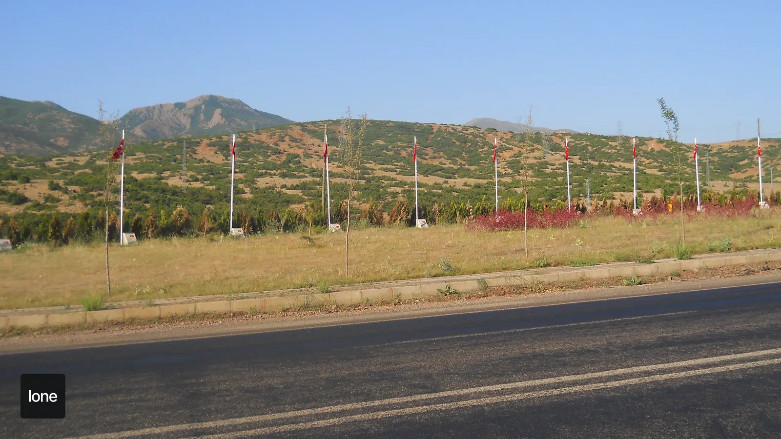 Bingöl gezi rehberi kapsamında Yüzen Ada + yayla temalı gerçek şehir fotoğrafı