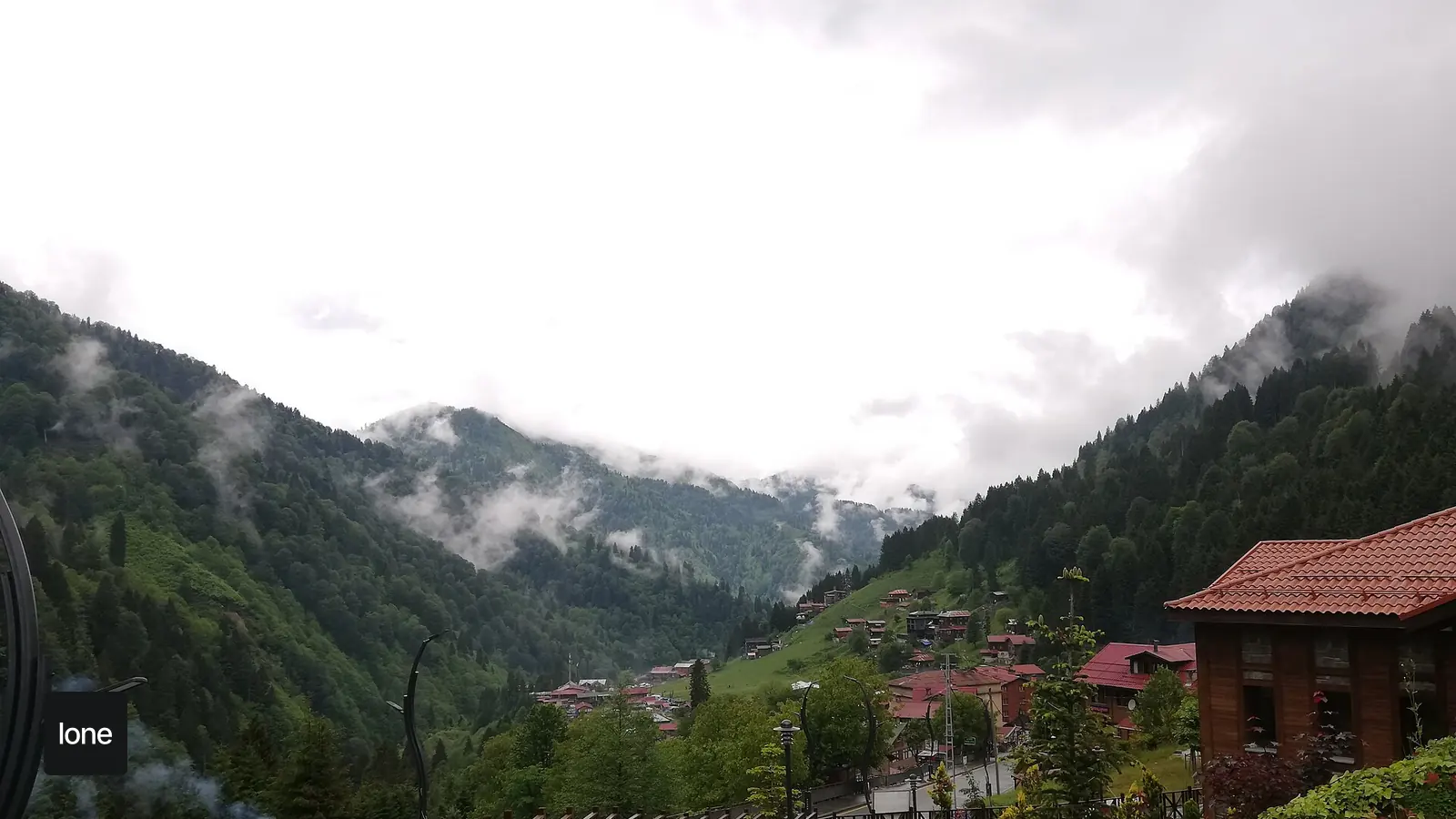 Rize gezi rehberi için Ayder Yaylası ve Karadeniz doğa manzarası